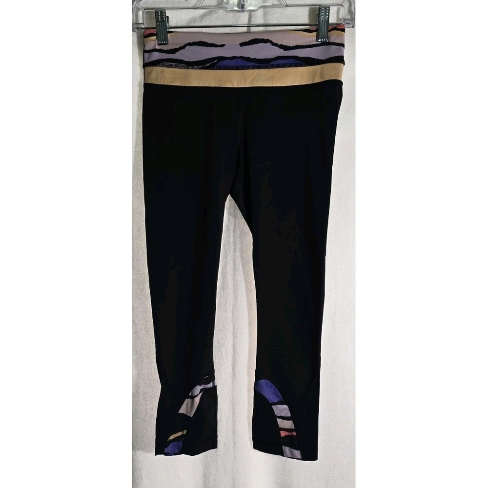 Lululemon Legging Womens Size 4 Yoga Crop Pants Black‎ Purple Athletic